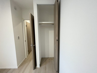 【収納】 | 八重瀬町伊覇（全4棟）ラスト2号棟 | 2号棟　洋室4.8帖＋CL付き♪