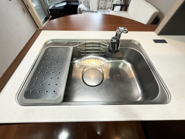 ライオンズ京都四条烏丸レジデンスのキッチン|キッチンシンクです。（2025年12月現在）