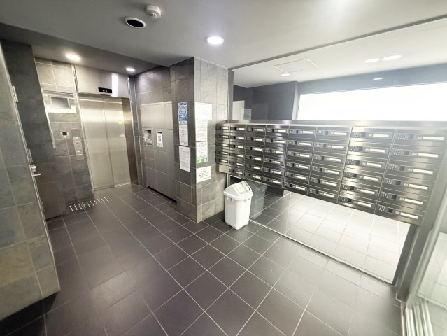 ライオンズ京都四条烏丸レジデンスのその他共用部分|集合ポストです。（2025年12月現在）