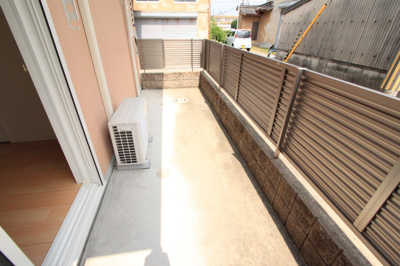 【庭】 | ベルメゾン市役所東Ｃ