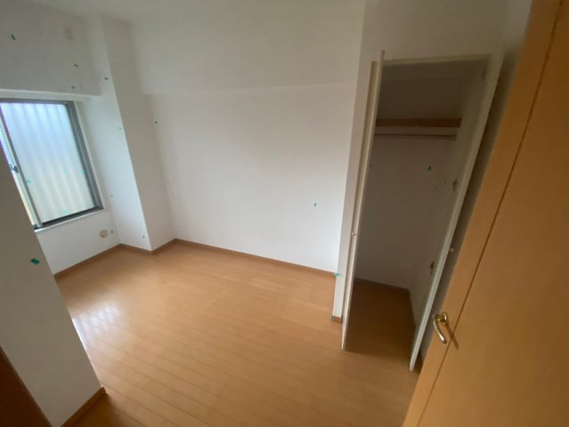 リーベスト東中山の洋室