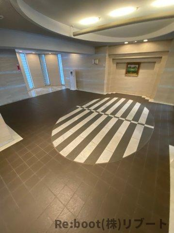 リーベスト東中山のロビー