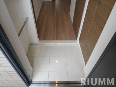 【玄関】 | エルフォルテ赤羽