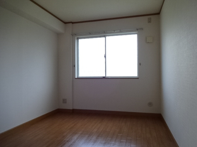 姫路市別所町小林のハイツの子供部屋