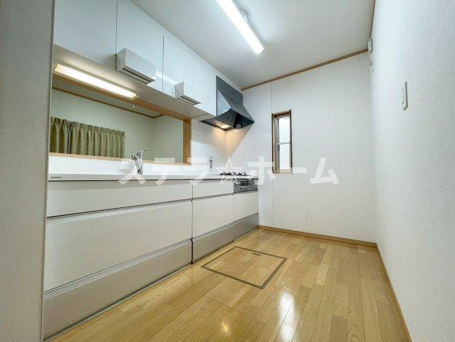 横堤2 中古戸建のキッチン|お料理しやすいキッチンです