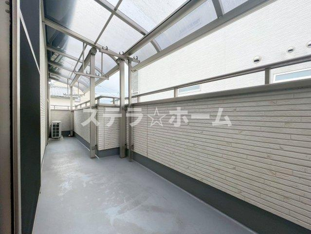 横堤2 中古戸建のバルコニー|広々としたバルコニーです