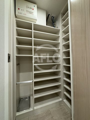 梅田ガーデンレジデンス　扇町小学校区の収納|梅田ガーデンレジデンス　収納