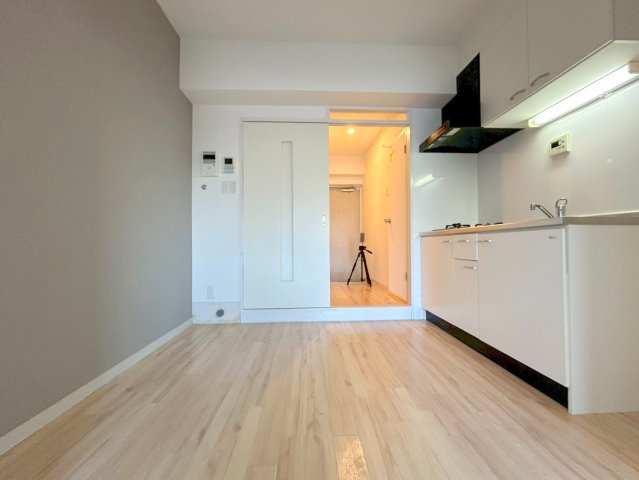 ロイヤルハイツ菅原の居間・リビング