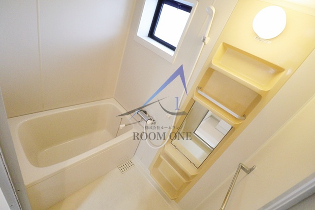 ザ・ドゥシェルの浴室|お風呂です。