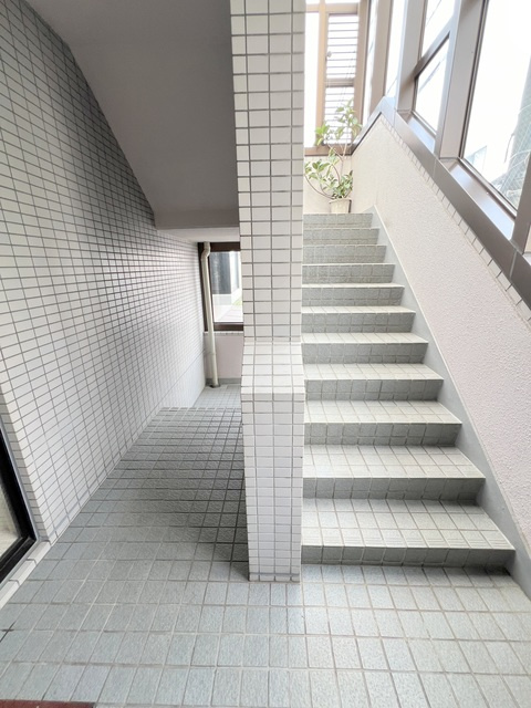 クレスト学芸大のその他共用部分|★共用階段★