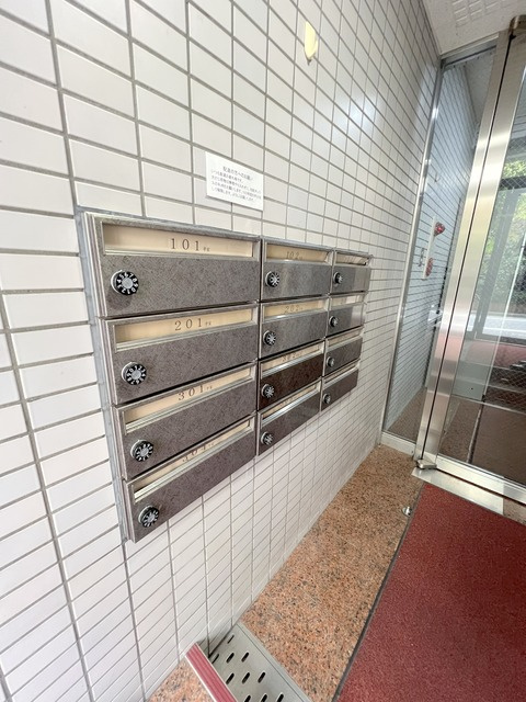 クレスト学芸大のその他共用部分|★メールＢＯＸ★