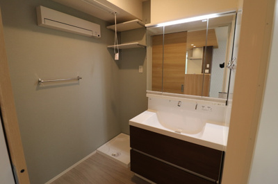 【洗面所】 | ルミナスコート