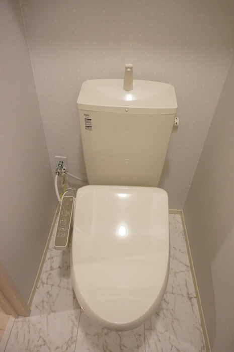 リブ フラットのトイレ|温水洗浄暖房便座