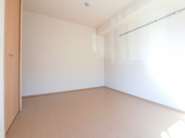 【洋室】 | フェリシティ貝塚