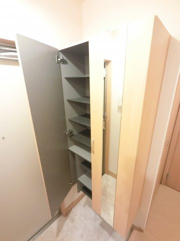 【玄関】 | フェリシティ貝塚