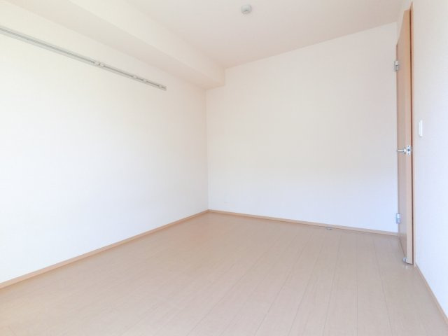 【寝室】 | フェリシティ貝塚