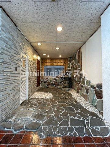 桑津1丁目戸建てのエントランス