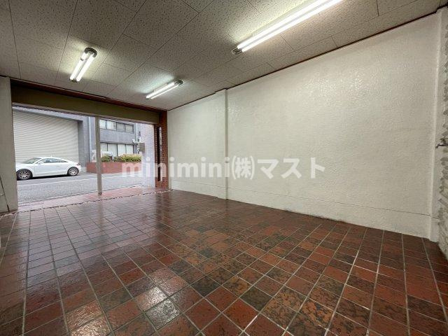 桑津1丁目戸建ての駐車場