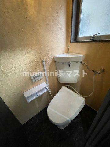 桑津1丁目戸建てのトイレ