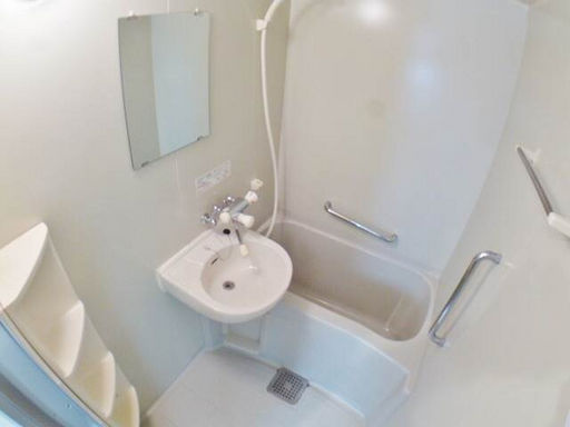 甲南灘コーポラスの浴室