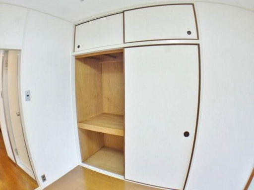 甲南灘コーポラスの収納