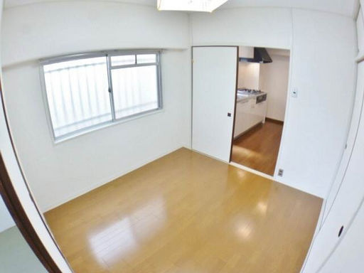 甲南灘コーポラスの居間・リビング