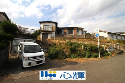 【前面道路含む現地写真】 | 宇部市大字小串 中古住宅 4DK／2階建