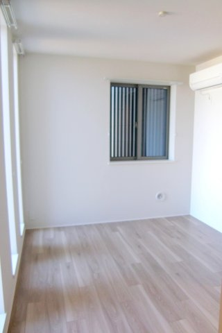 けやきヒルズWESTの洋室