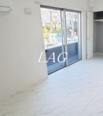 【居間・リビング】 | エクレール鴨居Ⅱ | 洋室のお部屋です。