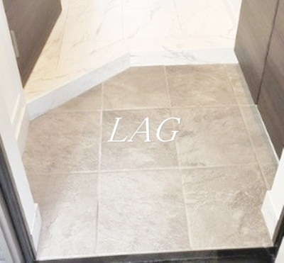 【玄関】 | エクレール鴨居Ⅱ | 玄関です。