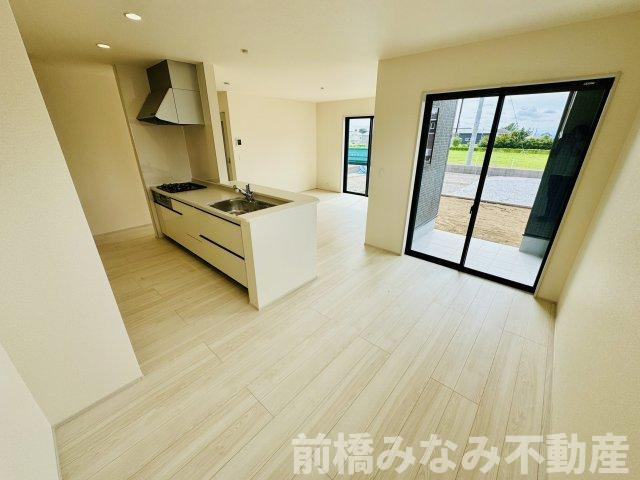 前橋市茂木町第3　５号棟(全８棟)　リーブルガーデン　新築建売分譲のキッチン|キッチンでお料理をお楽しみください
