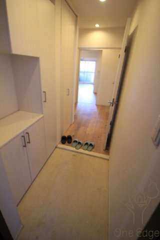 ユニハイム土佐堀の玄関