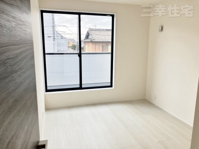 碧南市志貴町の洋室|全居室南向き！洋室5.44帖。