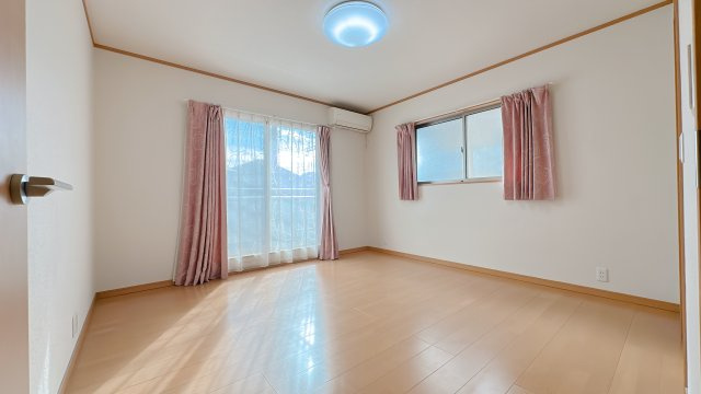 【中古戸建】熊谷市石原の洋室