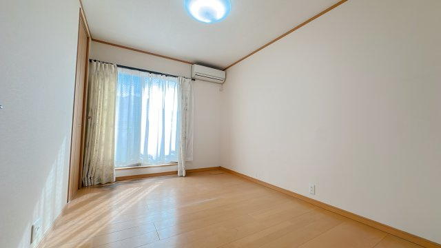 【中古戸建】熊谷市石原の洋室