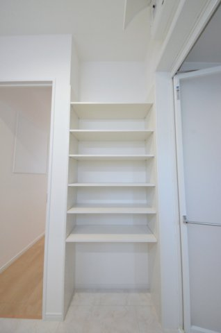 温品七丁目の収納|洗面所にも収納スペースがあります