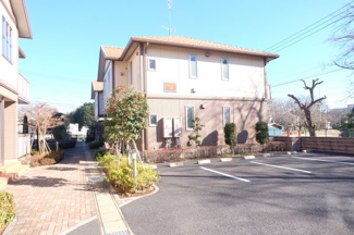 【駐車場】