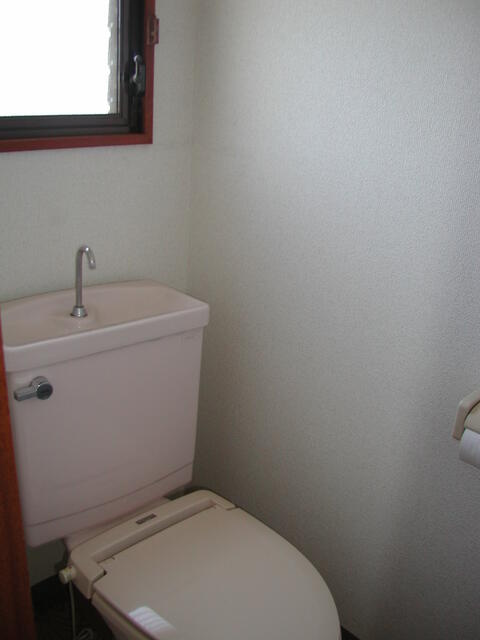 ホワイトマンションのトイレ