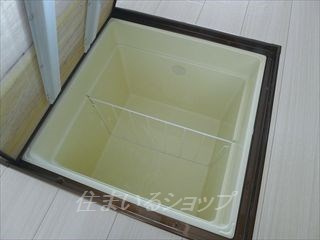 ビューラー津川　Ａの収納|床下収納