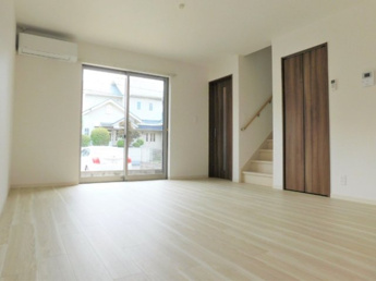 【居間・リビング】