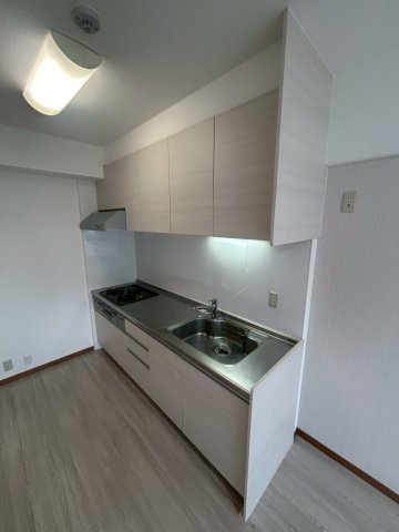 千舟リバーサイドヴィラＤ棟のキッチン