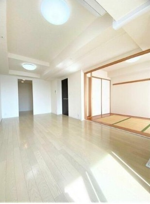 【居間・リビング】