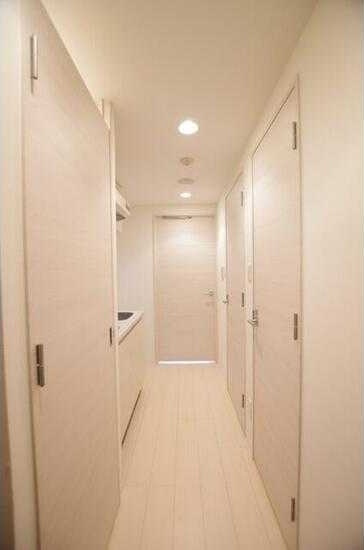 フュージョナル両国TREの玄関