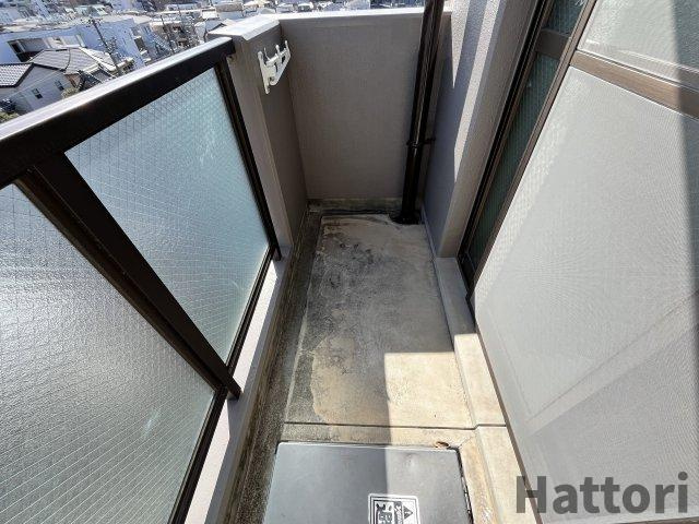 プレリュード江坂のバルコニー