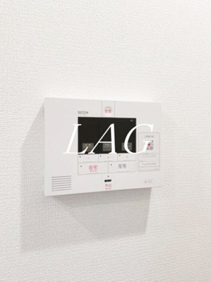 【セキュリティ】 | アンジュール神谷 | モニター付きインターホンになります。