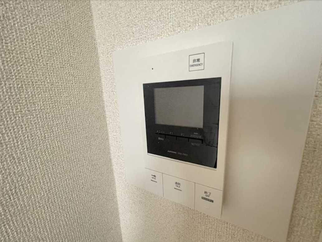 プルミエール三軒茶屋　最上階　ネット無料　オートロックのセキュリティ