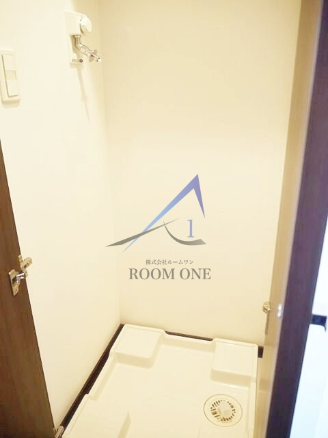 ルーブル両国の設備|洗濯機置き場です。