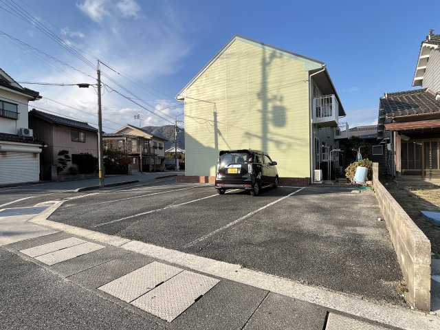 コーポソフィアの駐車場