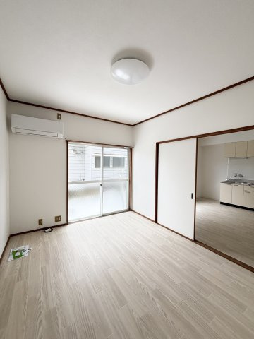 コーポソフィアの洋室