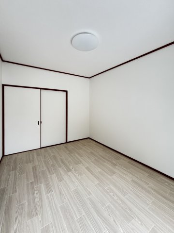 コーポソフィアの洋室